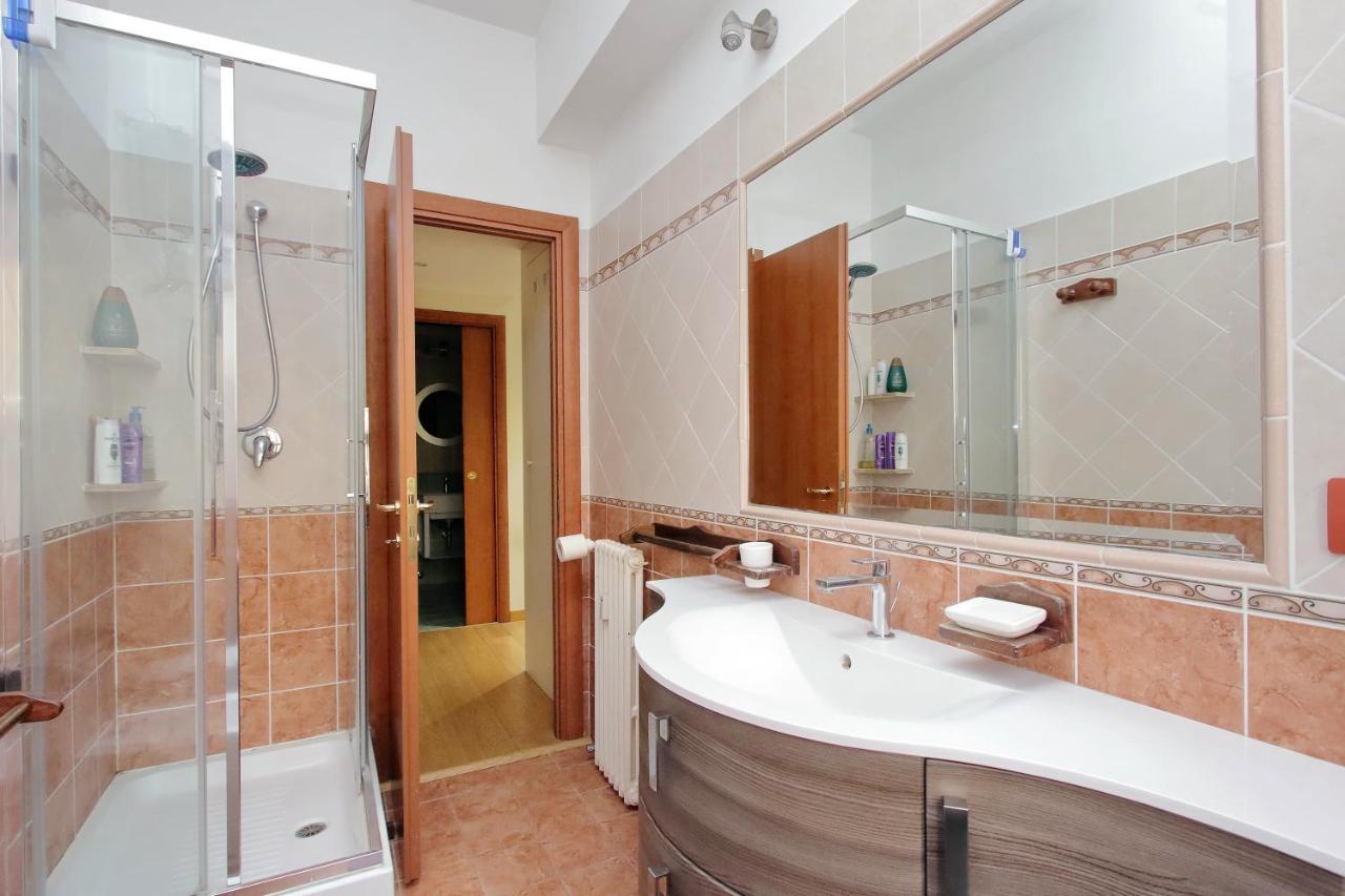 Gianicolense 111 Apartment Rome Bagian luar foto